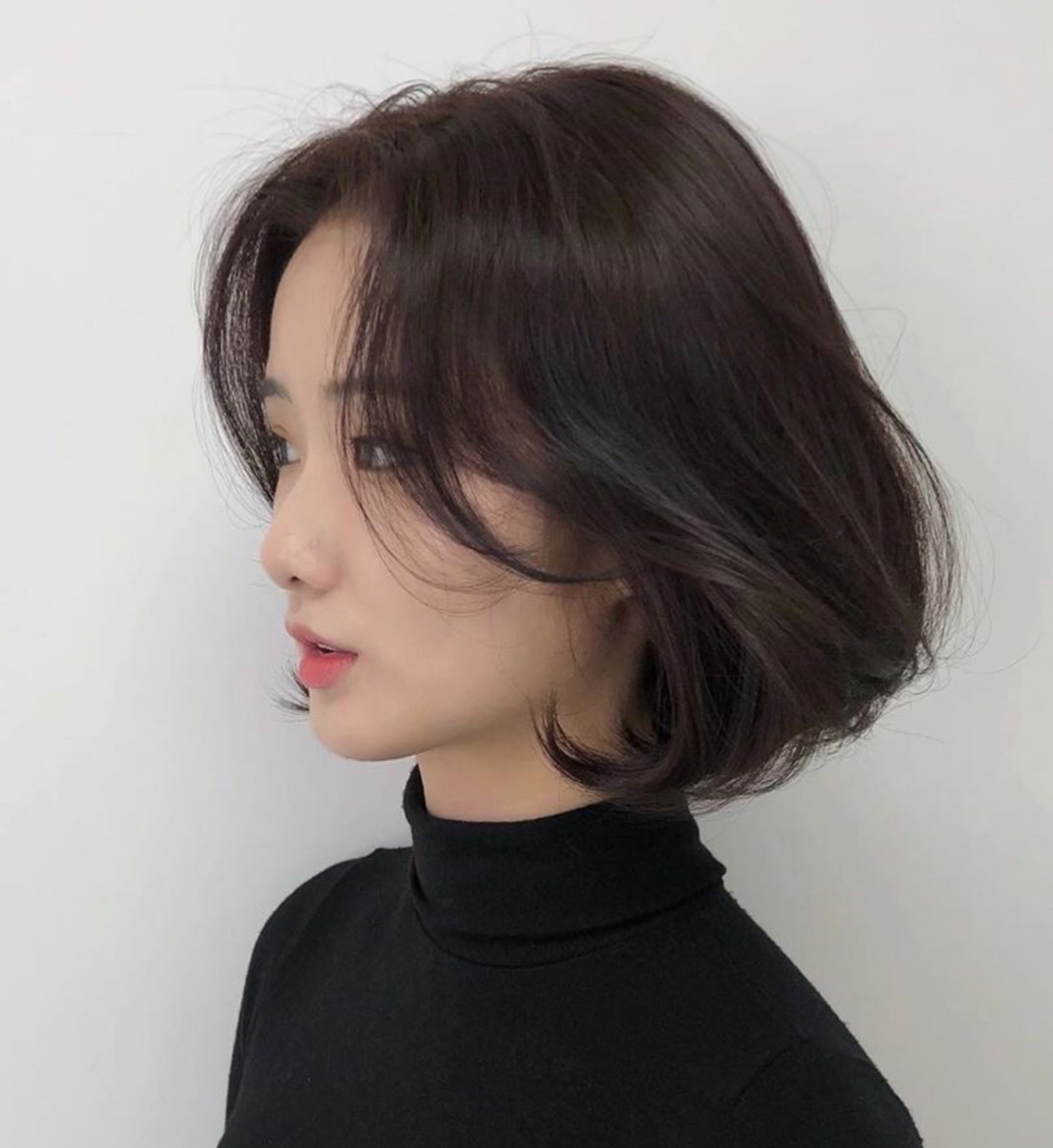 2019年最流行的五款发型,韩式短发像初恋,偏分波浪优雅知性!