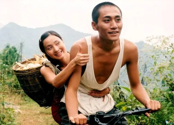 电影「天上的恋人」感受从前时光里的质朴爱情