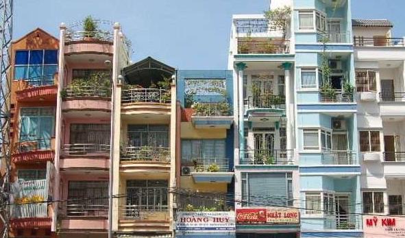 越南的房子会"长个":房间不够用?那就再来盖一层