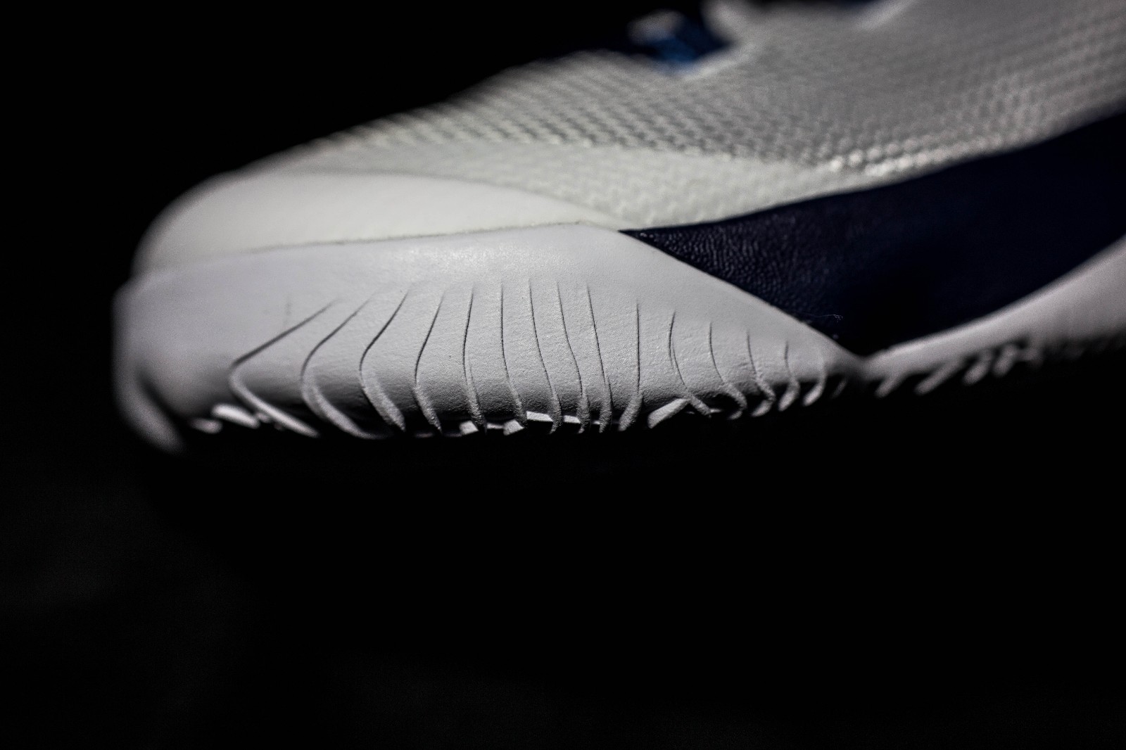 篮球史上三金第一人专属之melo 12开箱图赏