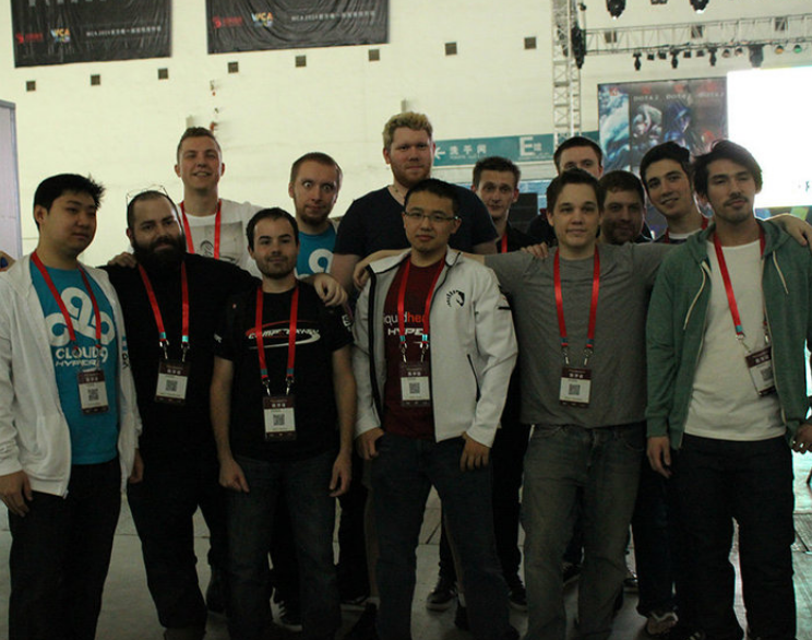 战胜rng值多少钱?c9告诉你,3.8亿 3000平大的训练基地,爽!