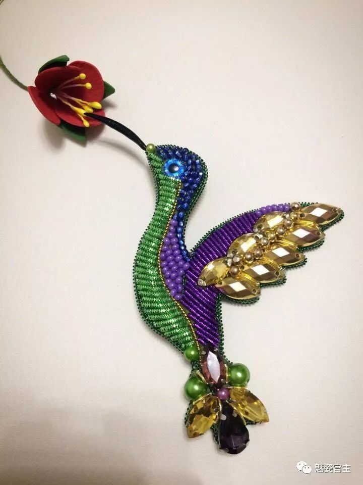 手工制作螃蟹胸针,这样逼真的珠绣作品,好想养在水里