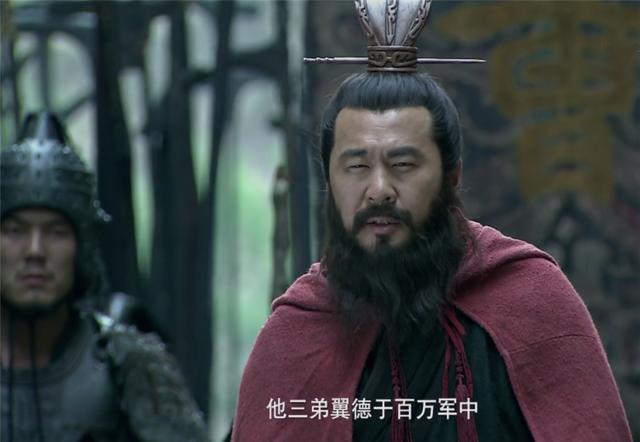 曹操派六员猛将围殴吕布,长坂坡之战,为何不敢围殴张飞