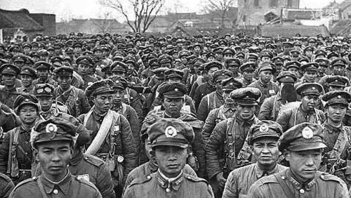 解放战争:国军官兵投降后,为何自愿加入我军的竟高达325万人?