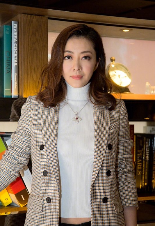 豪门媳妇不好当?熊黛林透露自己正经历丧偶式育儿,累出黑眼圈