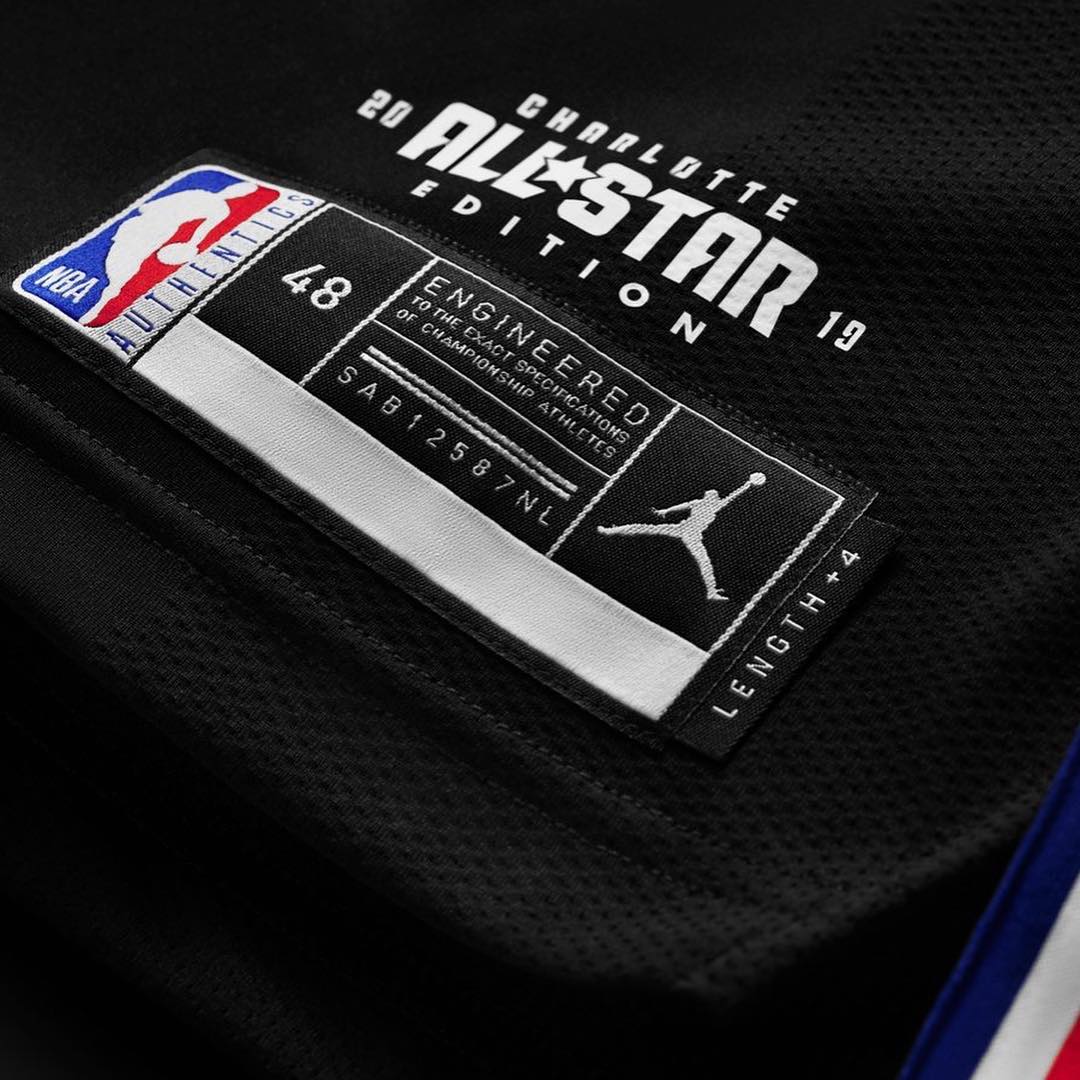 官方曝光詹姆斯2019年全明星战袍 继续和乔丹合作球衣两侧有星星