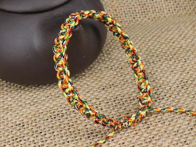 关于五色的故事:由线变成的五色缕,内涵丰富