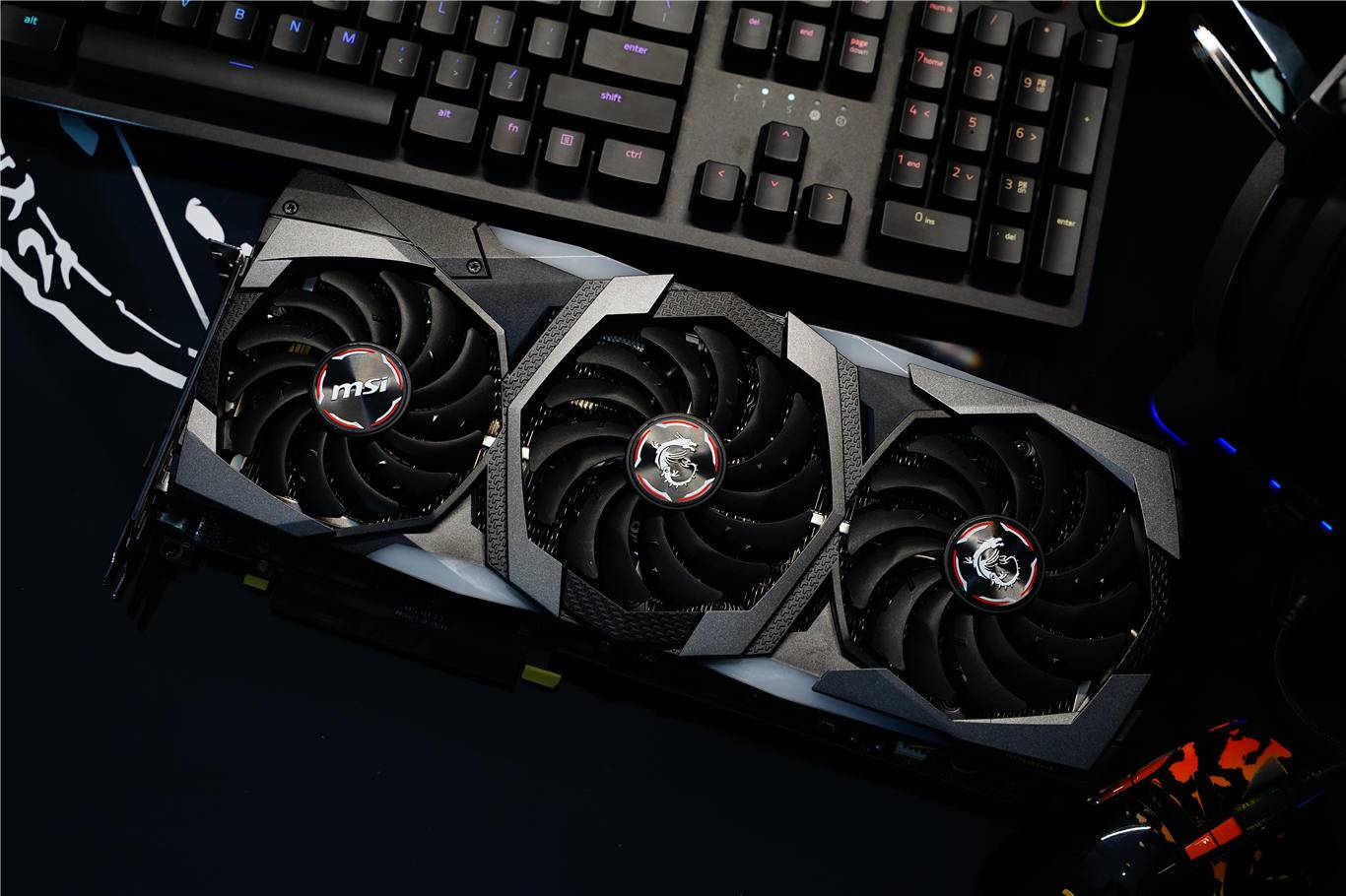 微星geforce rtx 2080 gaming x trio魔龙