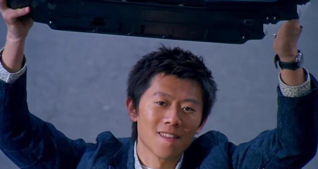 夏雨错过了身边的真爱,生活告诉我们,学会《独自等待》