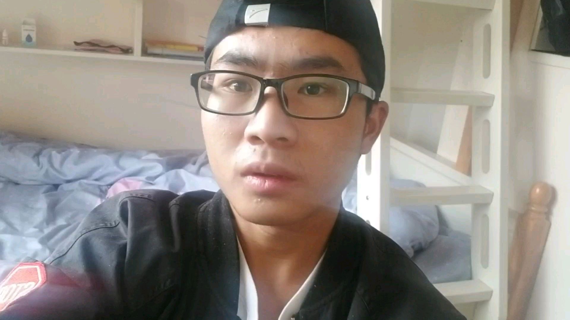 来了来了,我对你的爱就像臭豆腐,闻起来臭,吃起来香