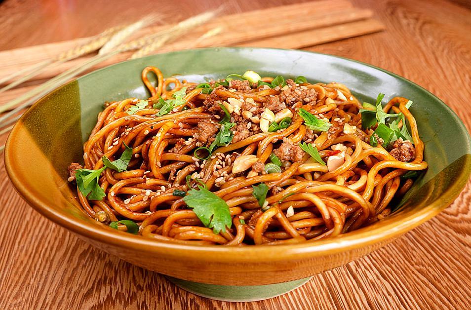 来看下武汉人夏天也爱吃的热干面