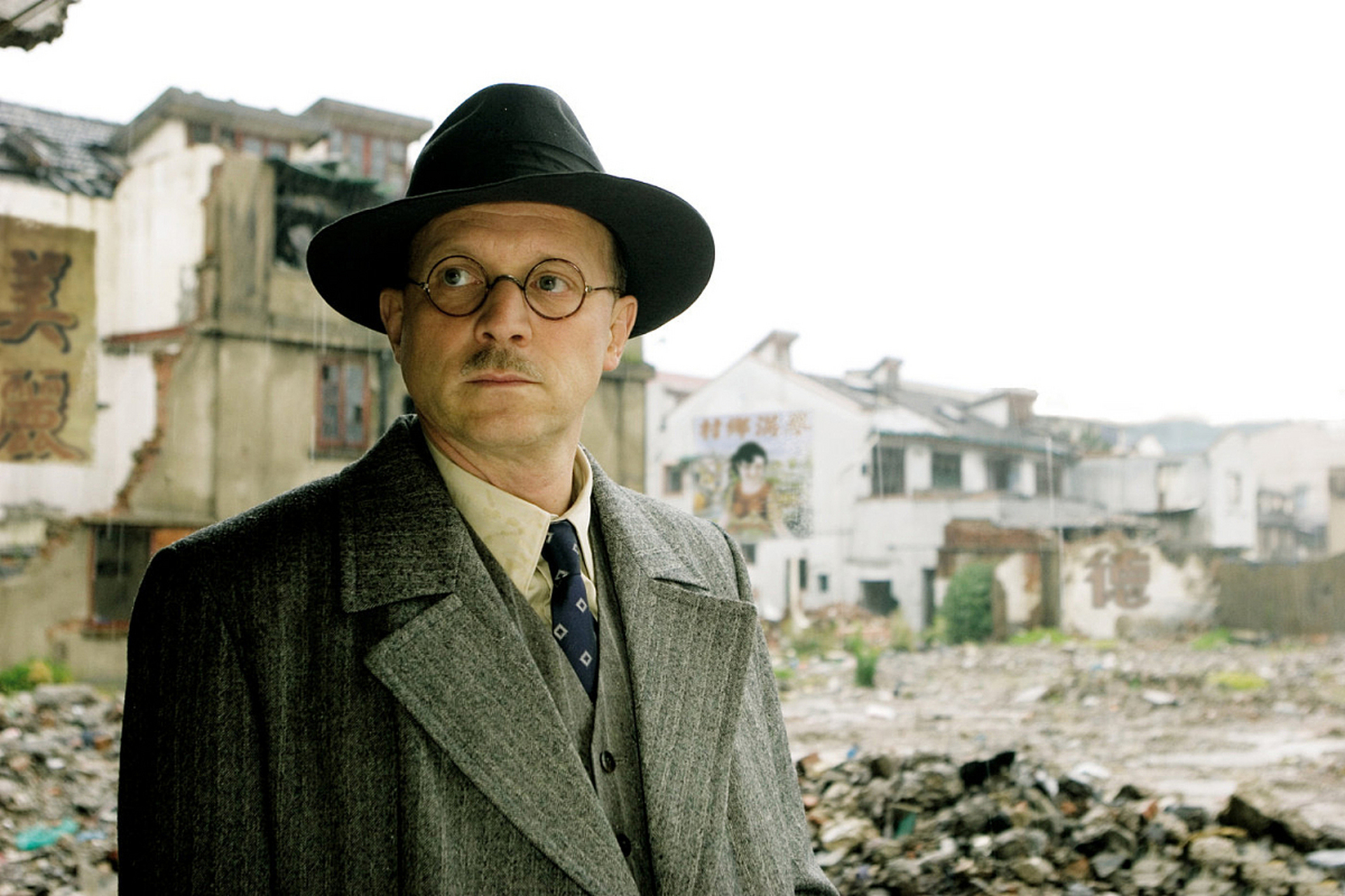 约翰·拉贝,他是一位勇敢而富有同情心的德国商人,他在南京大屠杀期间