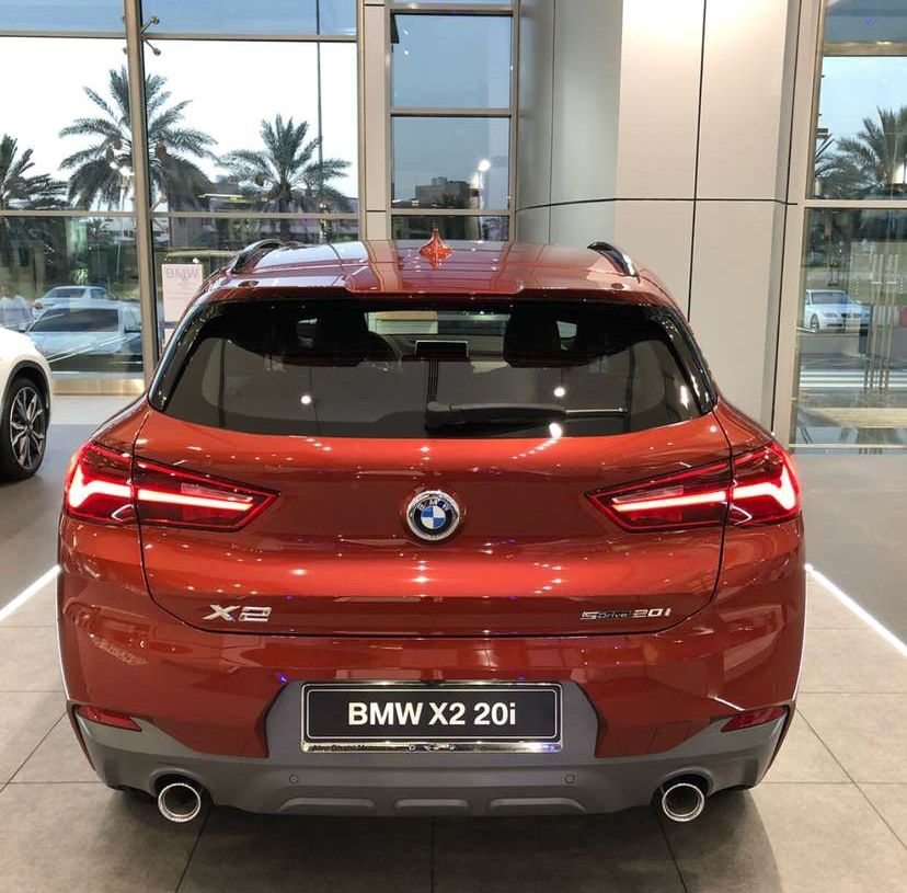 入门级suv新势力宝马x1,预售价28.98万 设计风格年轻化