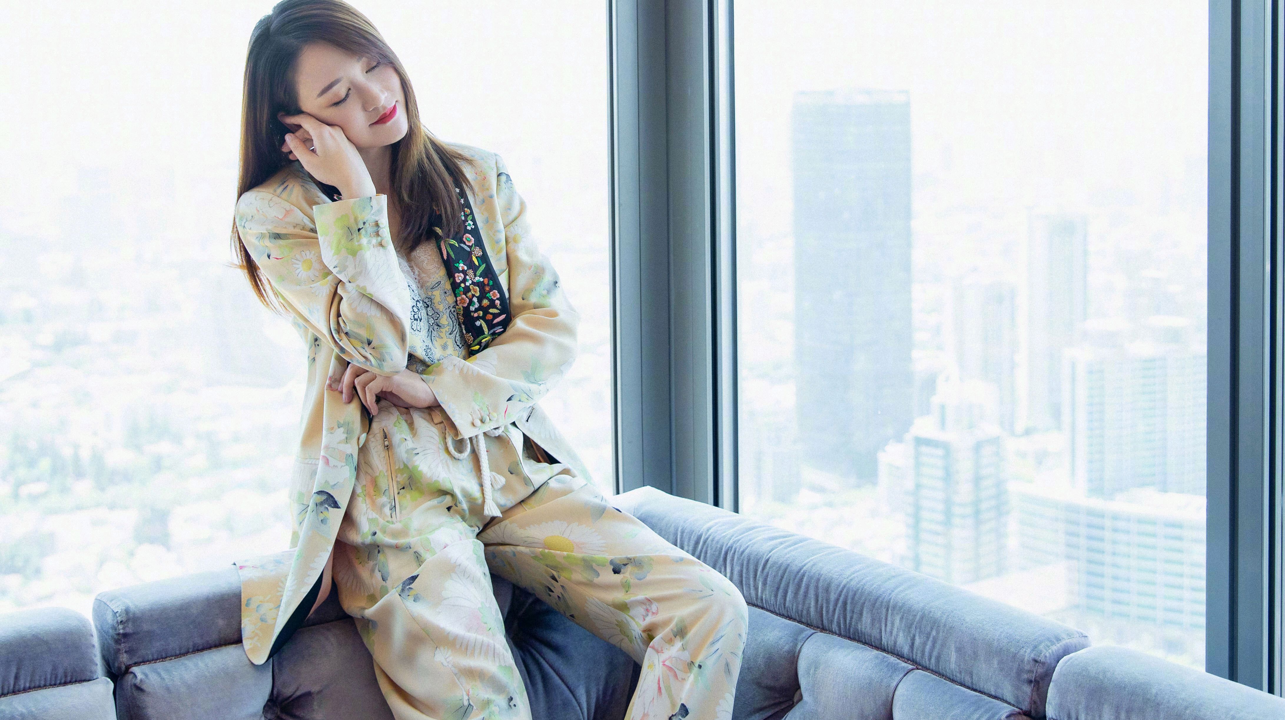 陈乔恩这新发型一般人还真驾驭不了,怎么样都漂亮的人哈