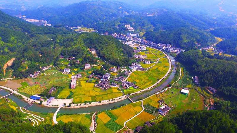 德化:佛岭村荣获最美乡村越野跑 目的地十强