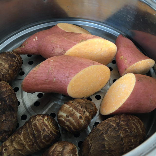 地瓜芋头玉米蒸大枣,教您最好吃的做法,一上桌就被孩子抢光,太香了