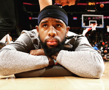 罗伊斯-奥尼尔更新ins:想念有比赛的时候