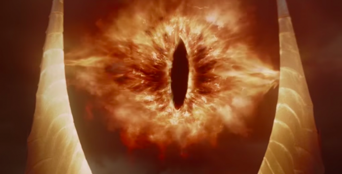 "索伦之眼"在万圣节之日造访旧金山高楼