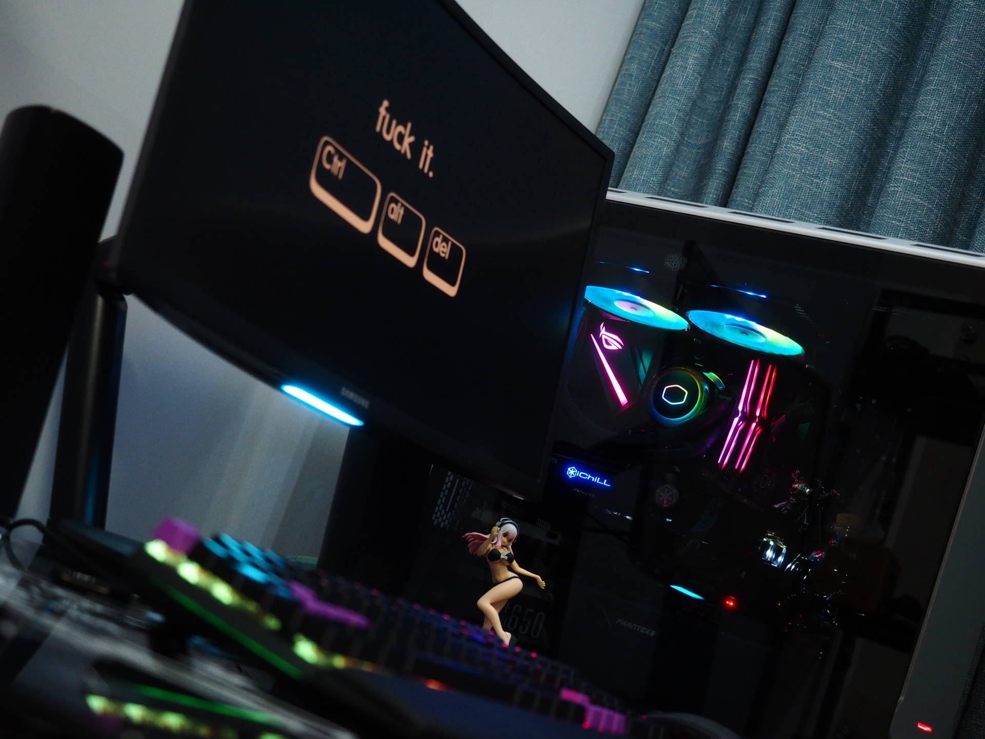 直男美学:phanteks 追风者 etg 515流光银 机箱