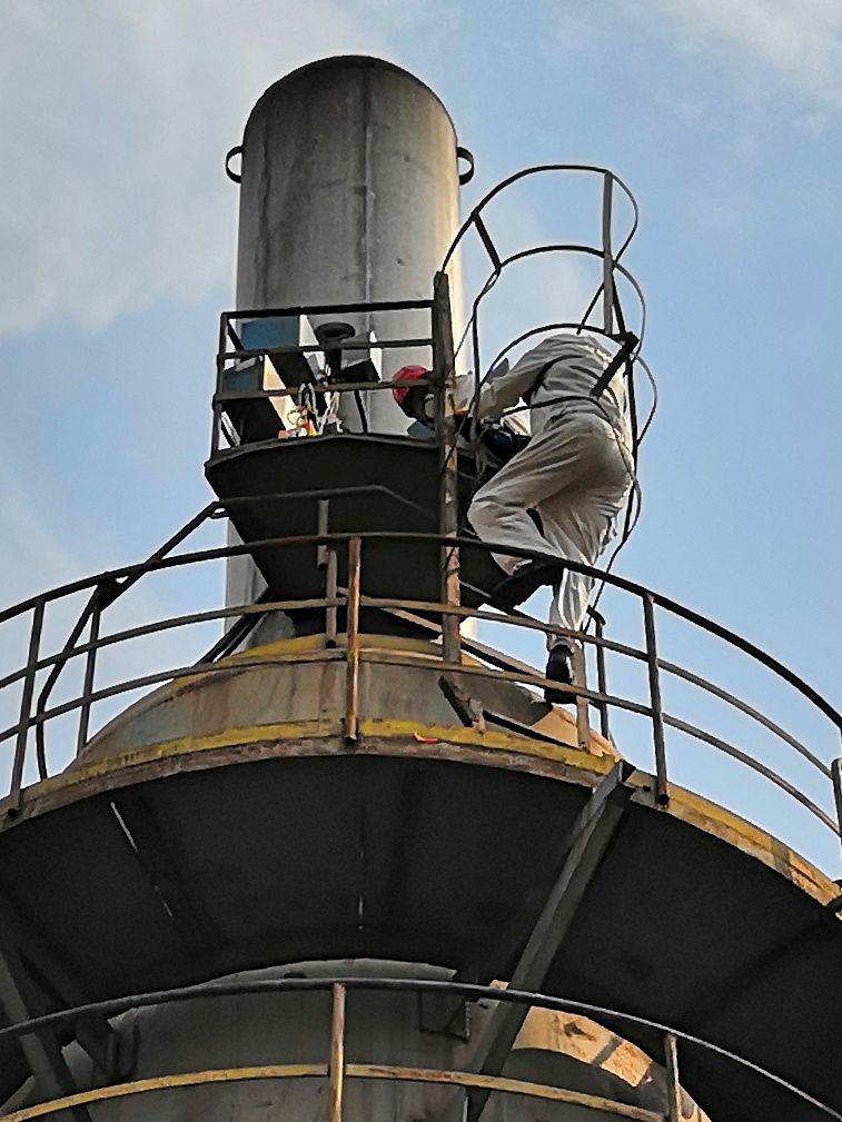 一图一故事丨采样人员的"战场"