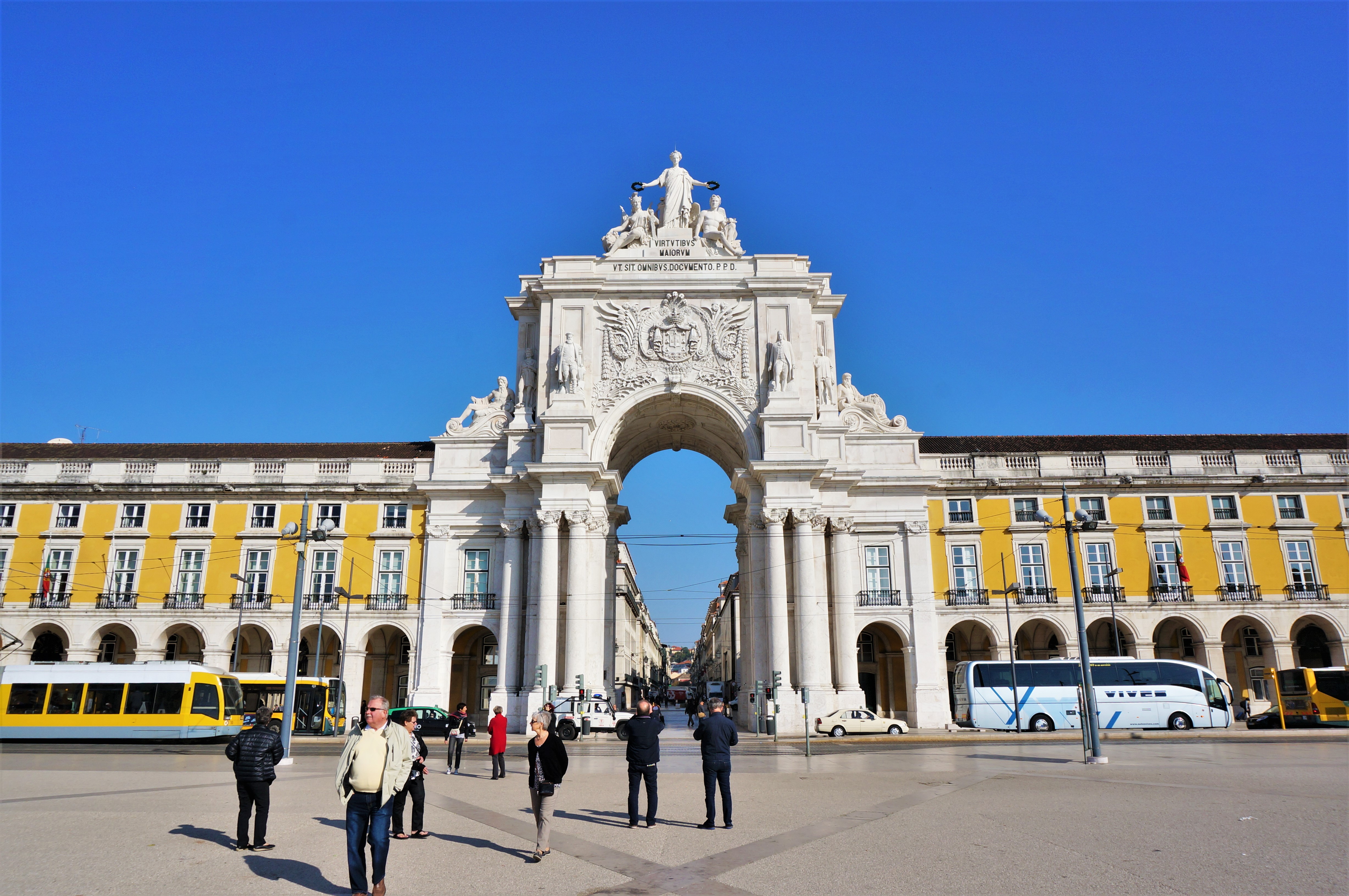最后的里斯本,最后的两牙情