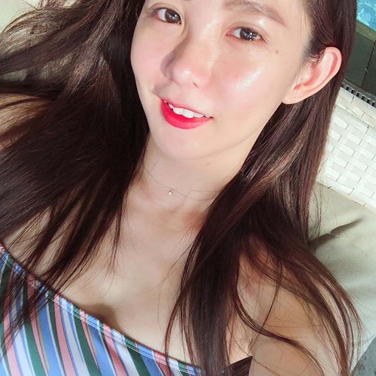 有童颜巨乳之称的郭书瑶自拍照如换脸,连本尊都说不像自己?