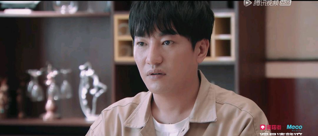 游乐王子袁奇峰自称小哥哥,背不下台词,赵薇批其说话费劲