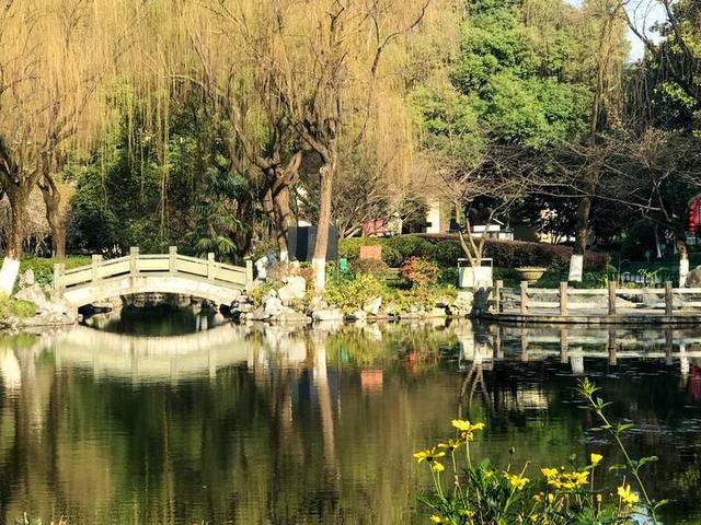 杭州朝晖公园开放 调整设施防止人员聚集