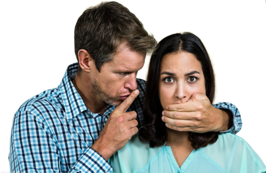 男人打女人是家暴,女人打男人是家教,这就是所谓的男女平等吗