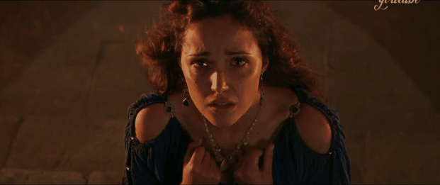 40岁了,她的美丽正在褪去,但她十年前的美丽,并不会被时间尘封