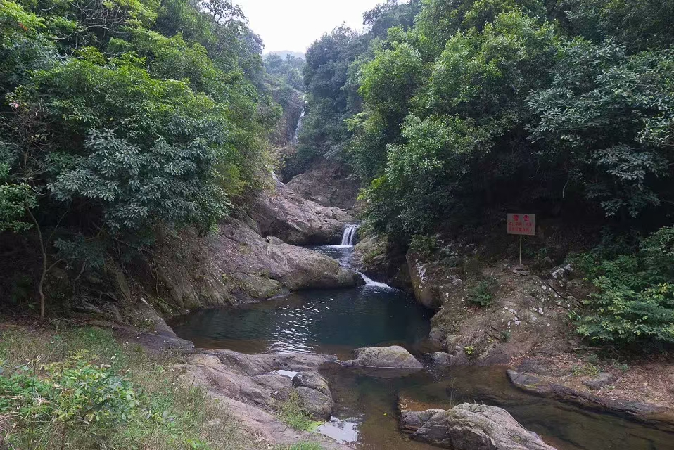 深圳最大的瀑布在马恋山,夏季游山玩水的最佳选择地