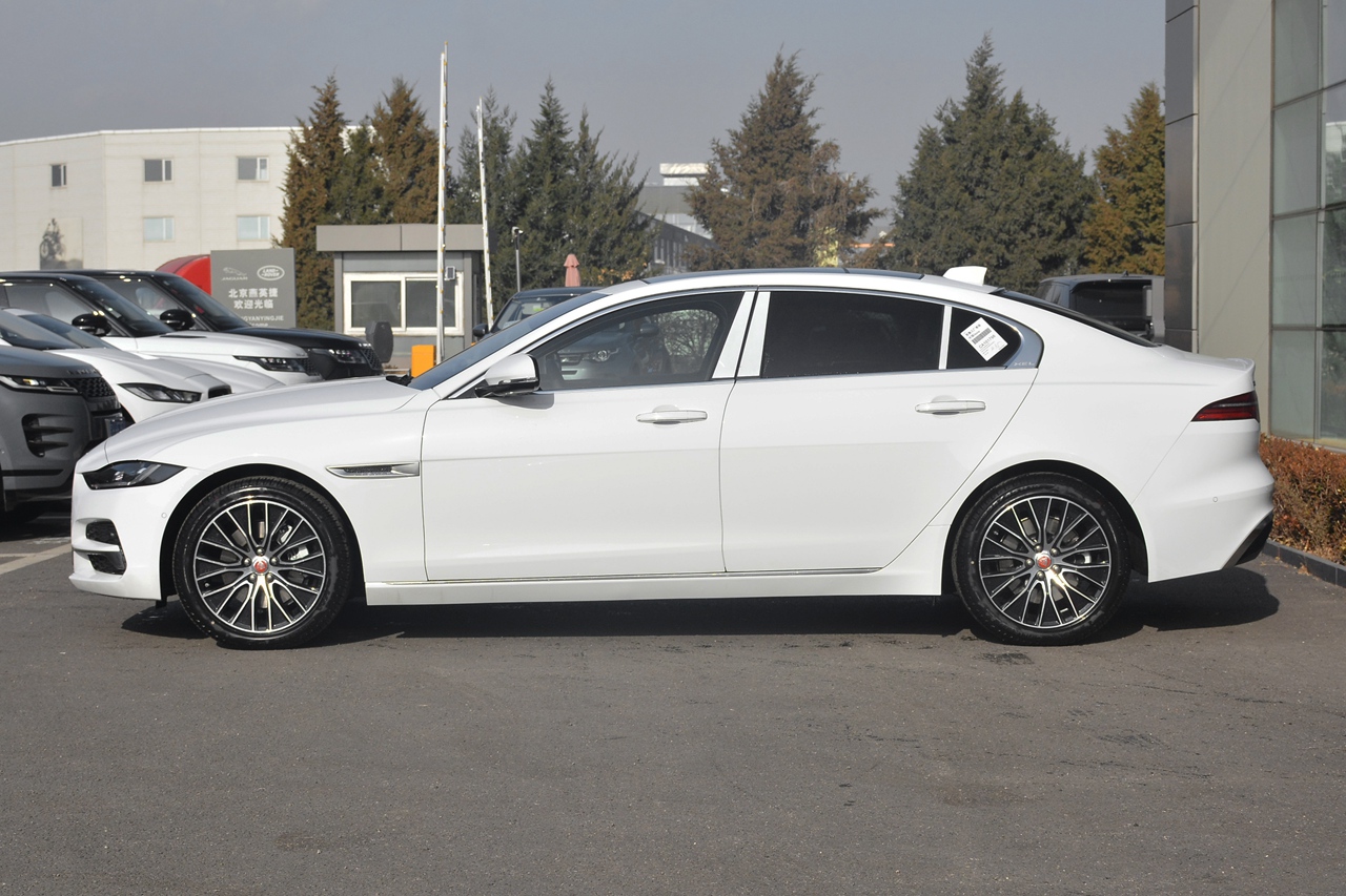 2020款捷豹xel 200ps s进取优雅版