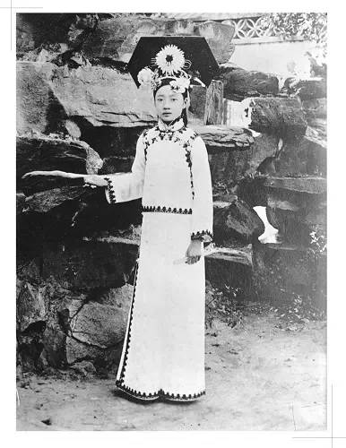 中国末代皇后:郭布罗·婉容