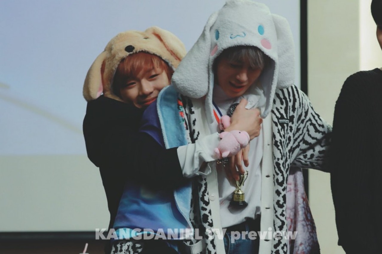 wanna one传男男情侣?河成云亲自解画与姜丹尼尔微妙关系