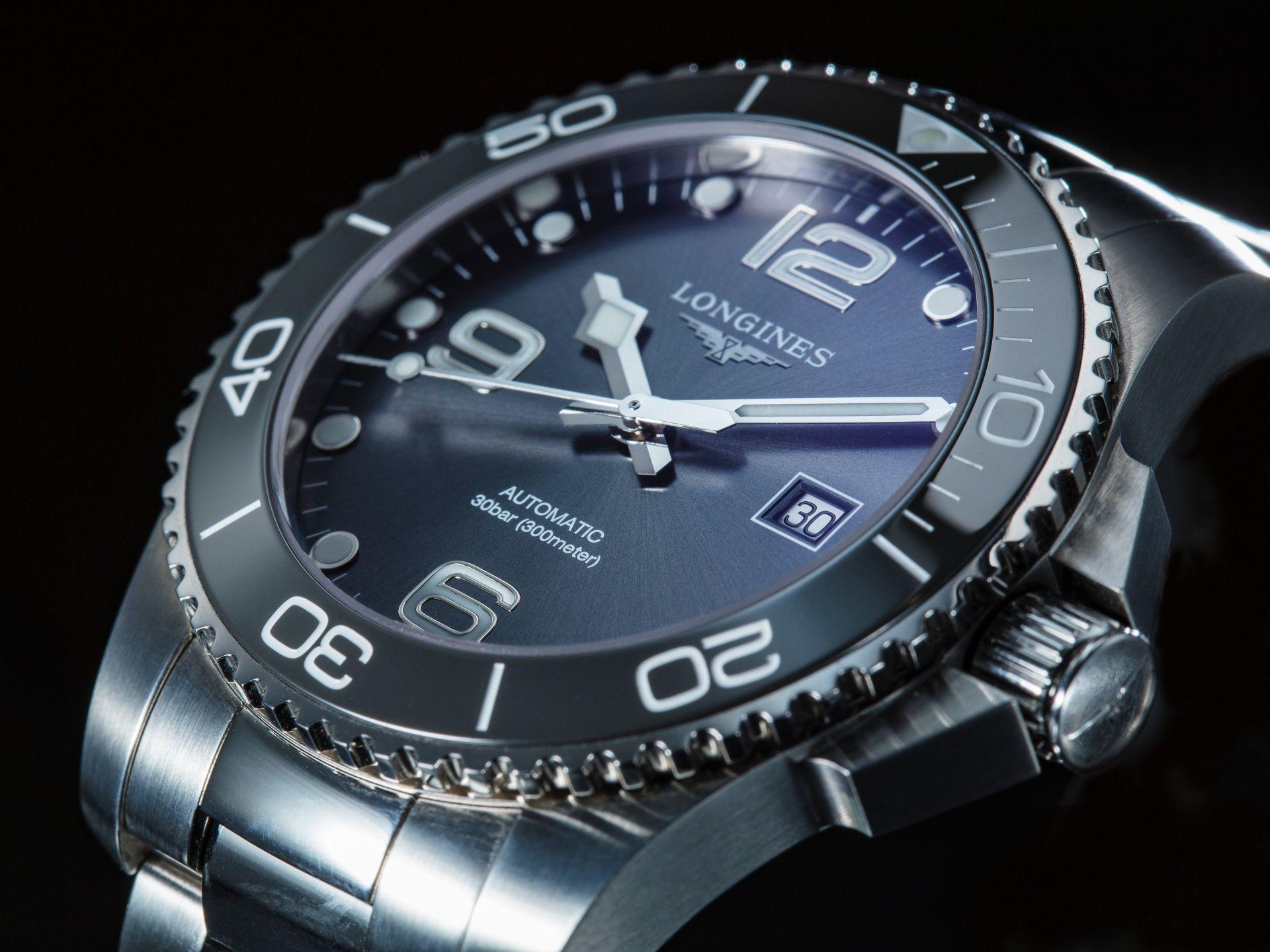 浪陶尽,千古风流人物!再探浪鬼:浪琴深海征服者潜水表