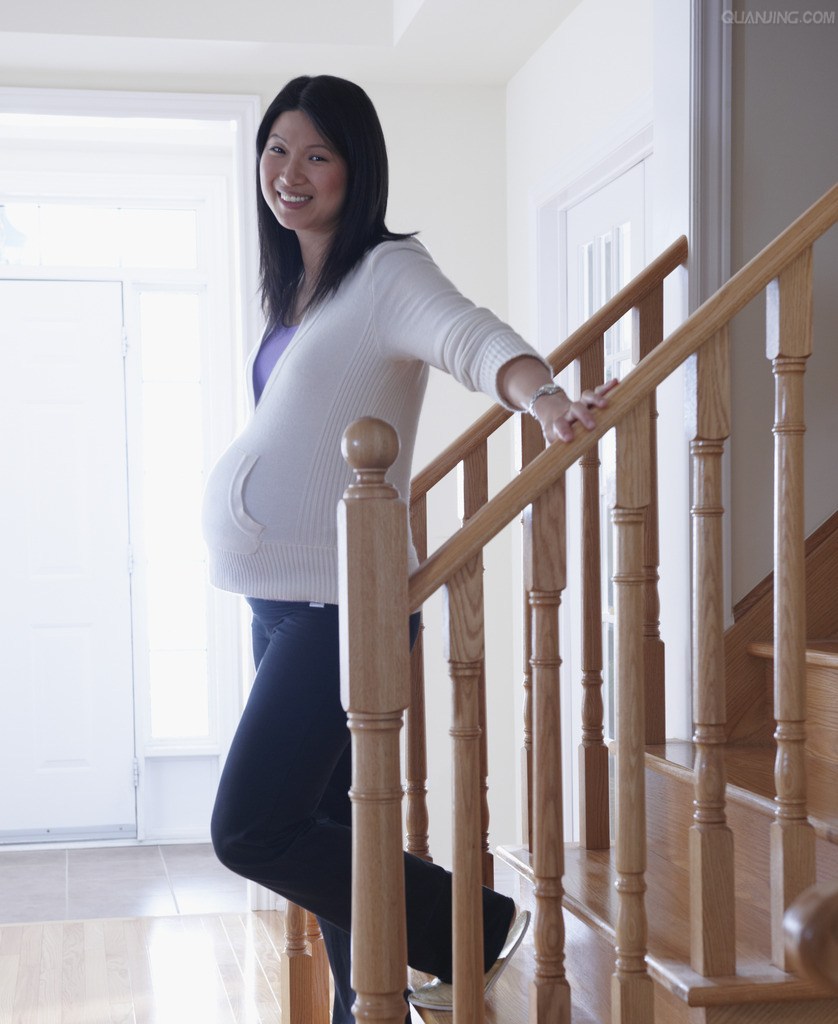 都说孕期爬楼梯不安全,其实方式对了,还能产生运动的效果哦!