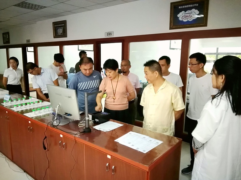 福建健康产业园管委会余海潮主任一行考察嫦娥抗衰,嫦娥创新