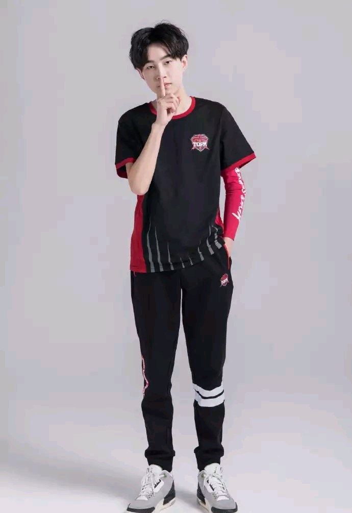 kpl选手定妆照top10:诺言屈居第二,第一名是上赛季的新秀