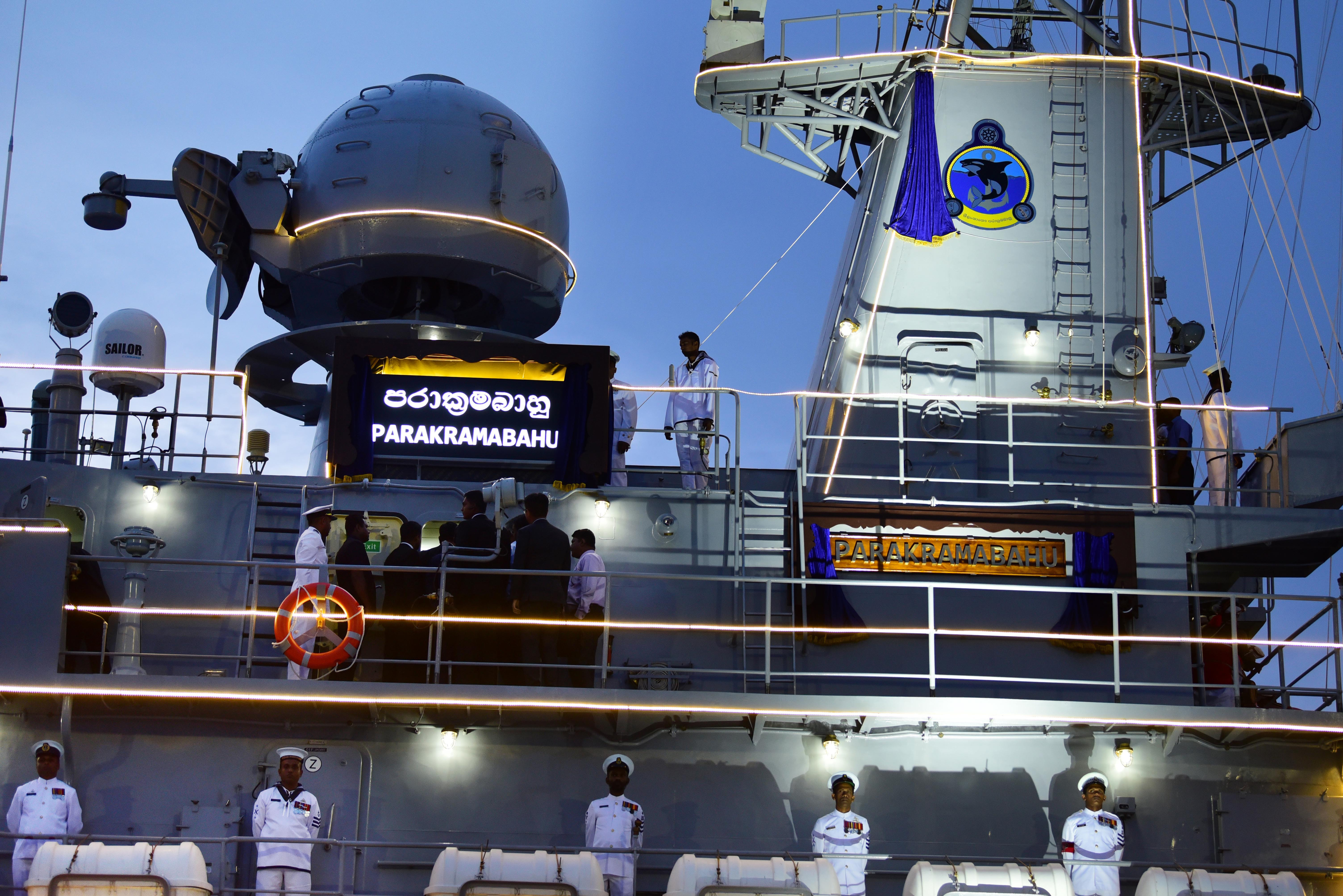 中国援赠的一艘护卫舰入列斯里兰卡海军(2)