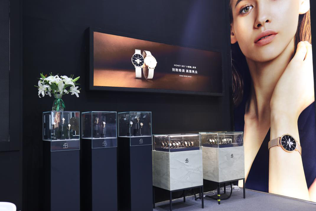 2019年深圳钟表展|4b手表:悦动轻时尚 做中国腕表潮流新秀