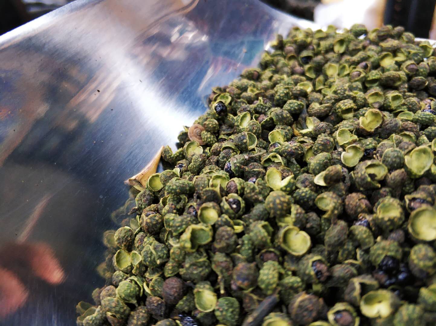 大厨说:炒菜时什么时候放花椒,才能达到最佳状态?