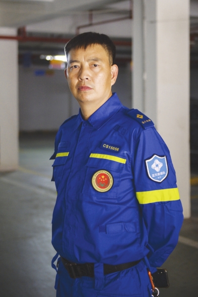 十余天参与泰国洞穴生死营救 长沙蓝天救援队专家返回