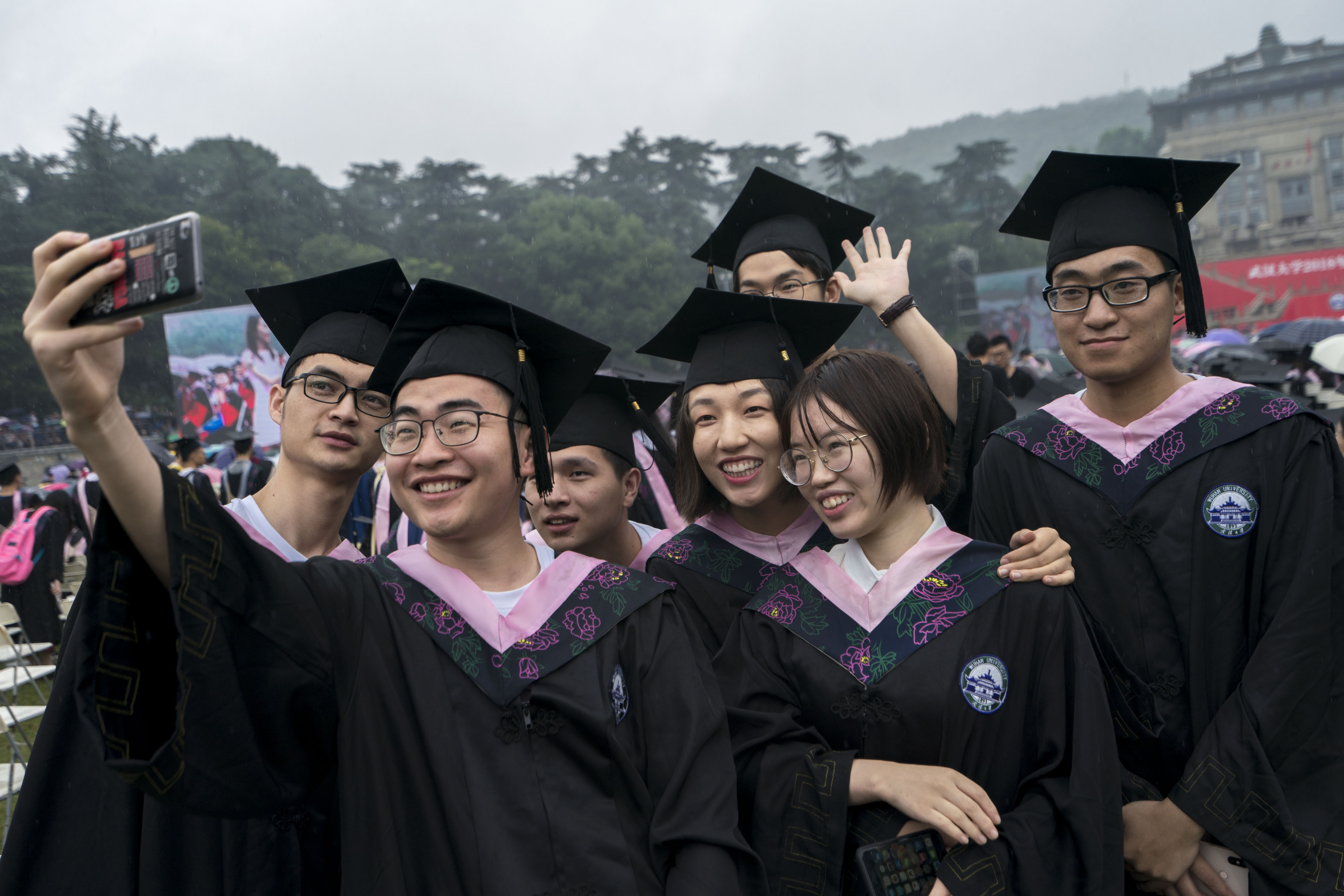 武漢大學舉行畢業典禮(4)