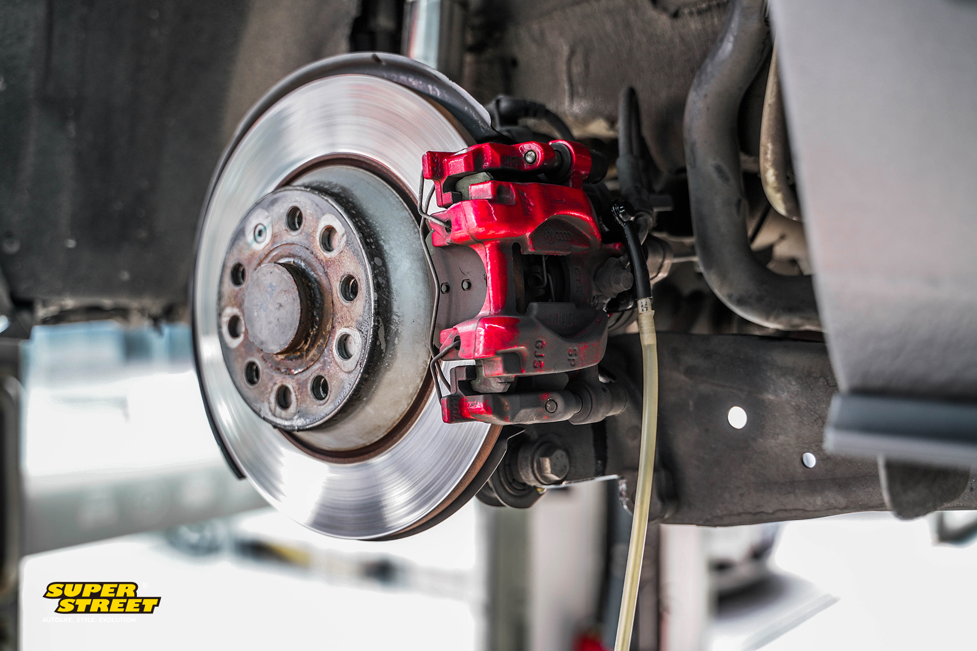 superstreet保养日记-高尔夫7gti更换endless rf-650竞技刹车油