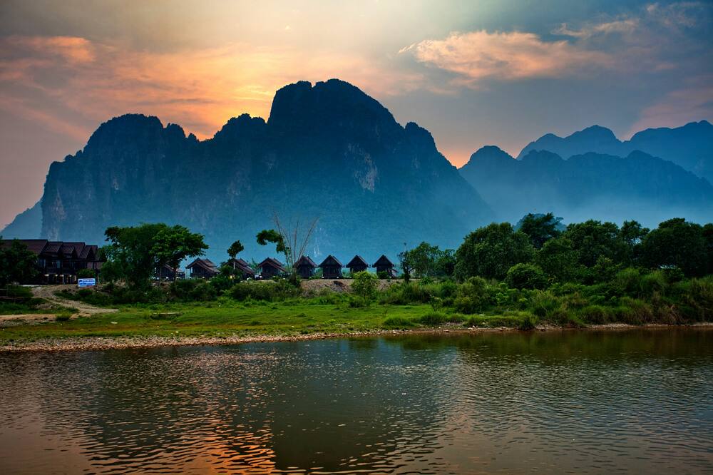 老挝游记:万荣是老挝著名的风景名胜区