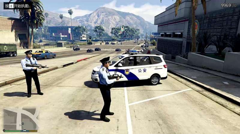 Gta警察76 开上新警车 追犯人好轻松 好看视频