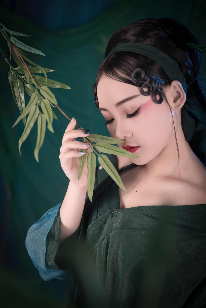 古装人像摄影:青蛇