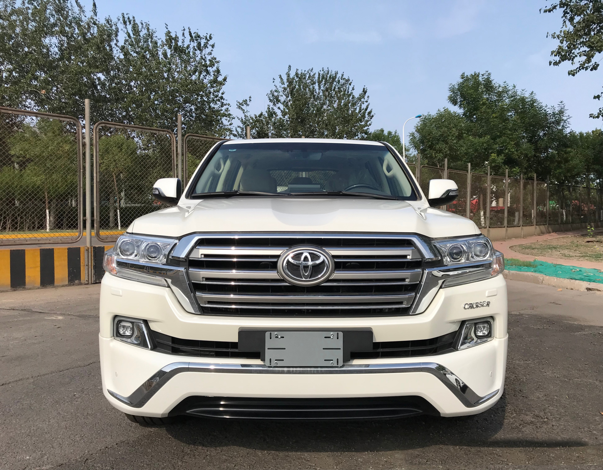 2018款丰田兰德酷路泽轮毂