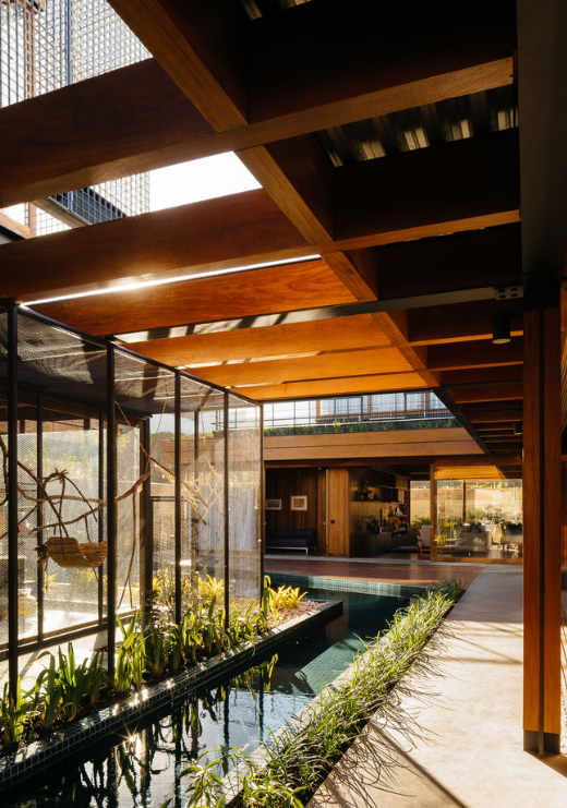 家居:一个架空庭院,钢木结构乡村自建别墅住宅设计案例