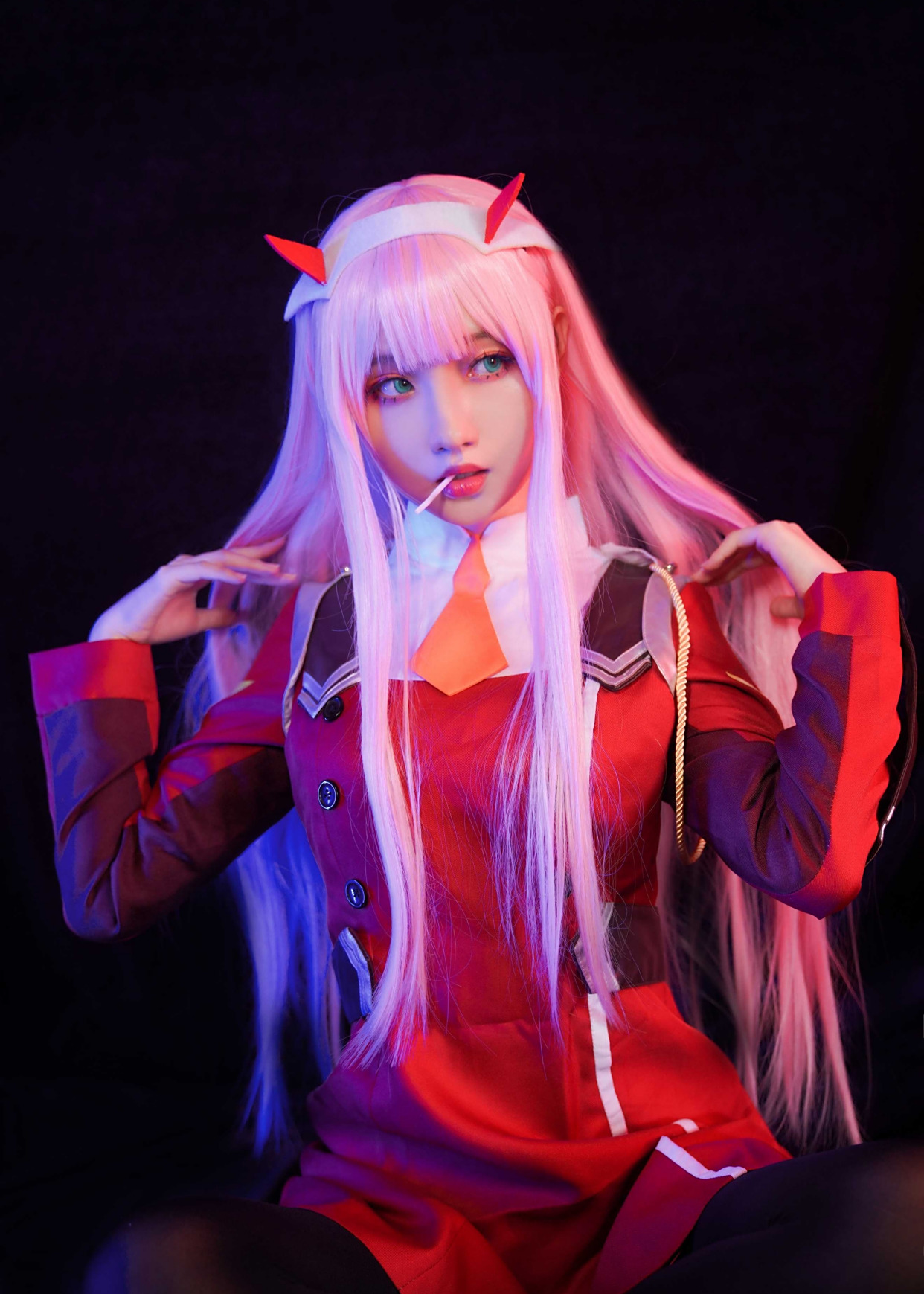 cosplay:喜欢吃棒棒糖的02,你喜欢吗?